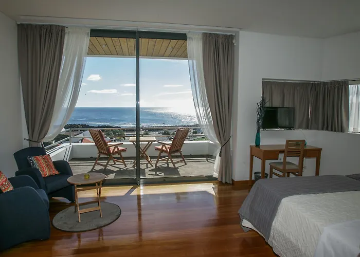 Sao Vicente - Panoramic Retreat カペラス